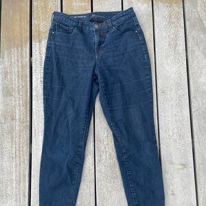 Women's size 6 Style & Co. Curvy Skinny Leg Dark Blue Jeans
